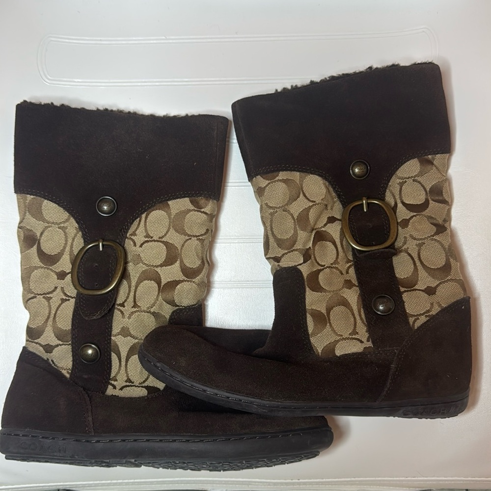 Y2K Brand New brown Coach boots